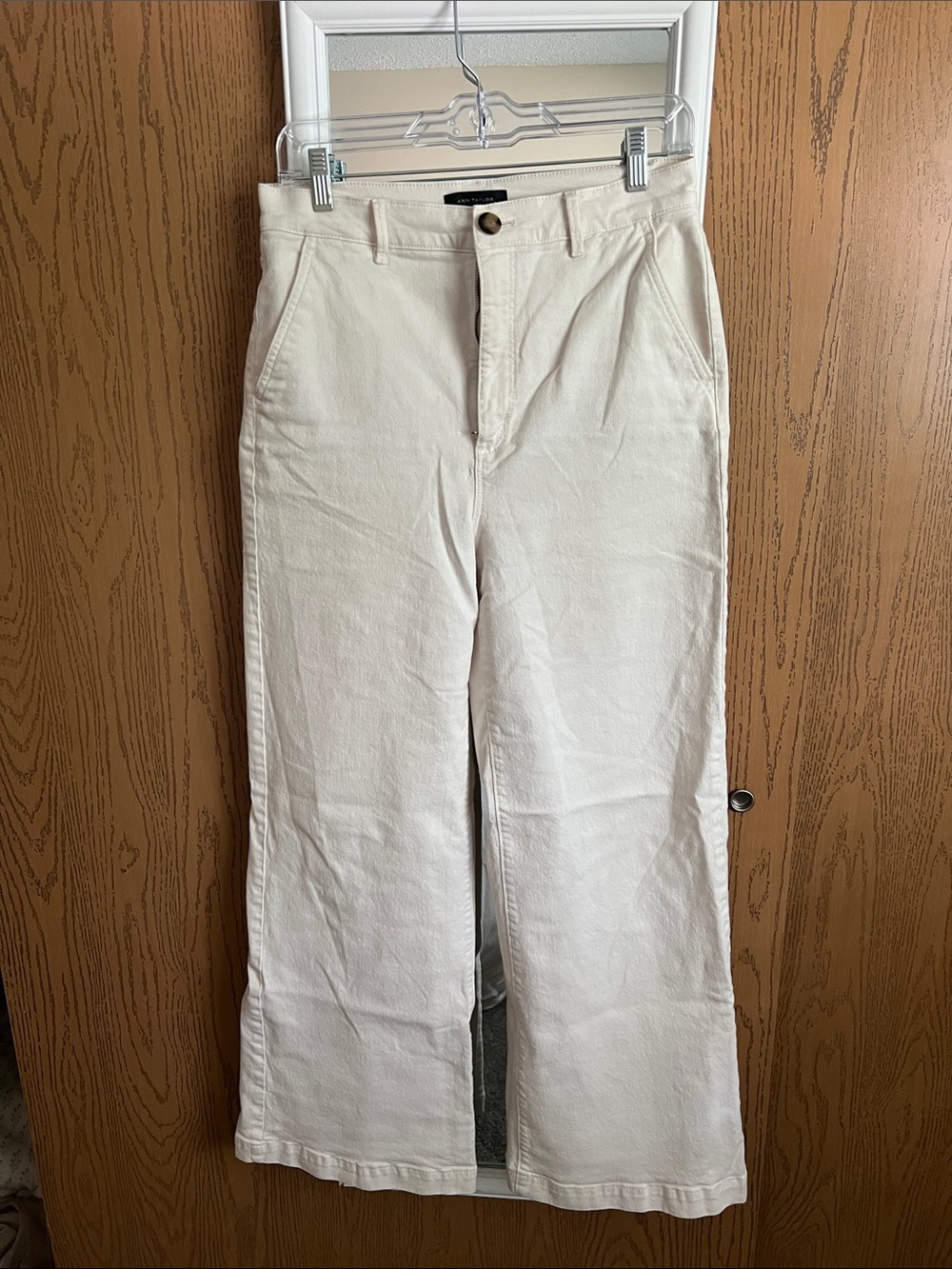 Ann Taylor Cream Wide-Leg Jeans